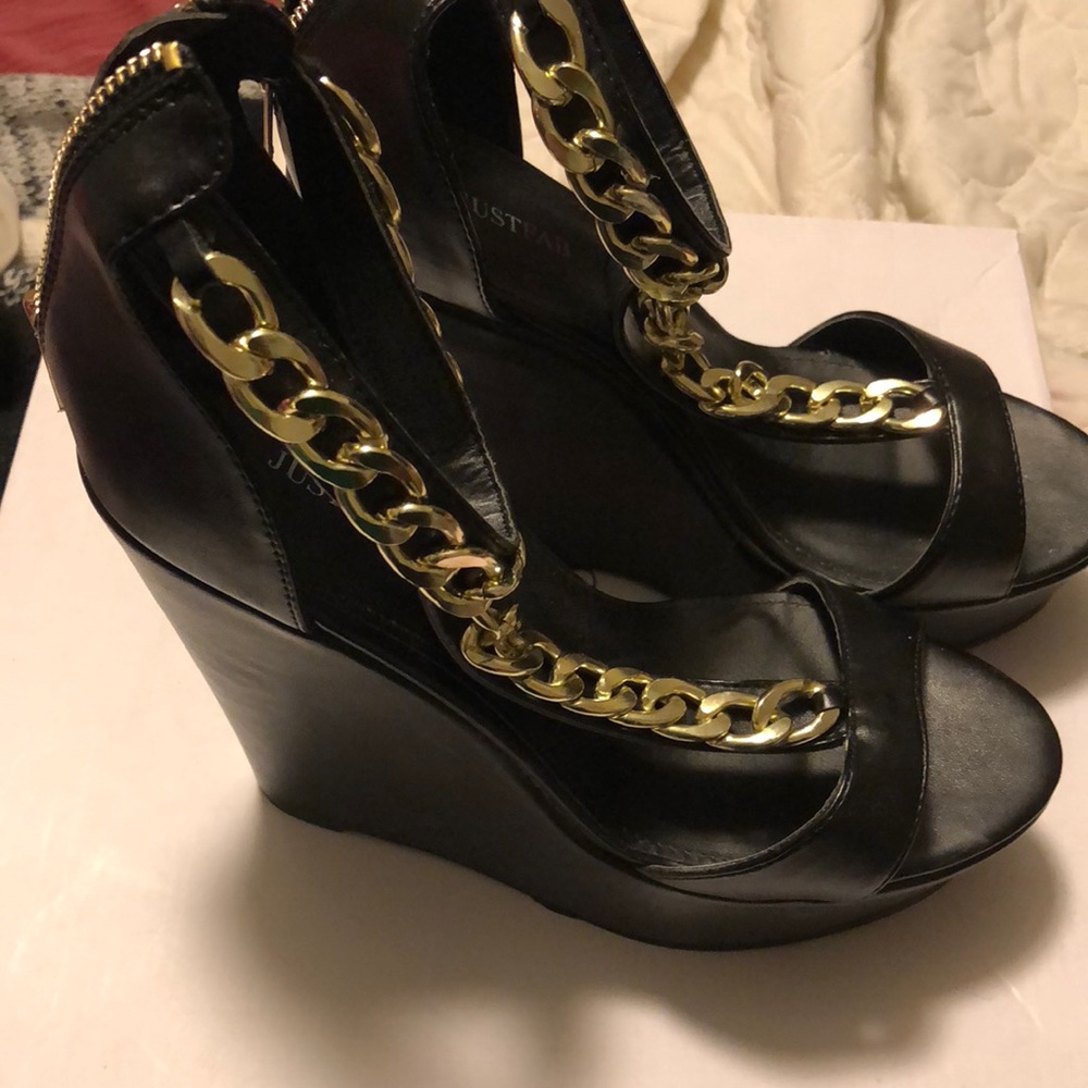 Just Fab Aynshy Black Wedge - Picture 2 of 4